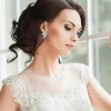 ATHENA BRIDAL | Fabienne -kristallikoristeiset kukkakorvakorut (hopea)