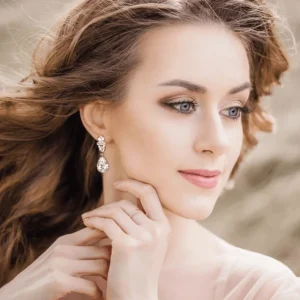 ATHENA BRIDAL | Luxury Sara Earrings -ruusukultaiset pisarakorvakorut