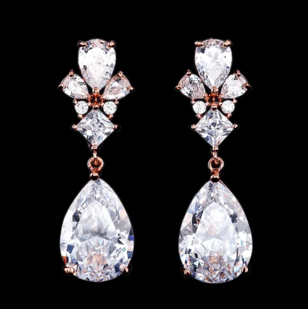 ATHENA BRIDAL | Luxury Sara Earrings -ruusukultaiset pisarakorvakorut