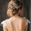 ATHENA BRIDAL | Sylvie -helmikoristeinen muotoiltava hiuskoru (hopea)