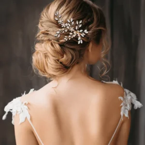 ATHENA BRIDAL | Sylvie -helmikoristeinen muotoiltava hiuskoru (hopea)
