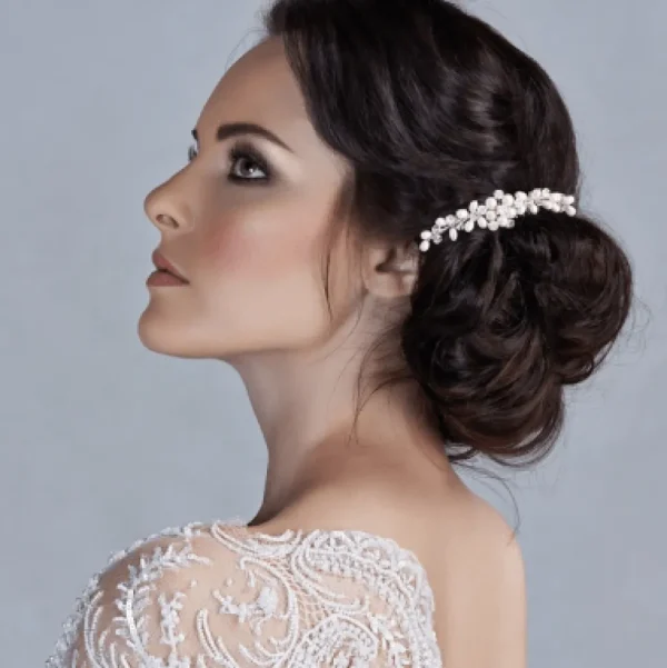 ATHENA BRIDAL | Thérese -helmikoristeinen muotoiltava hiuskoru (hopea)