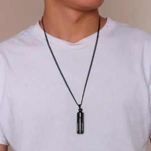 Avattava kirurginteräskaulakoru, Black Sweater Necklace