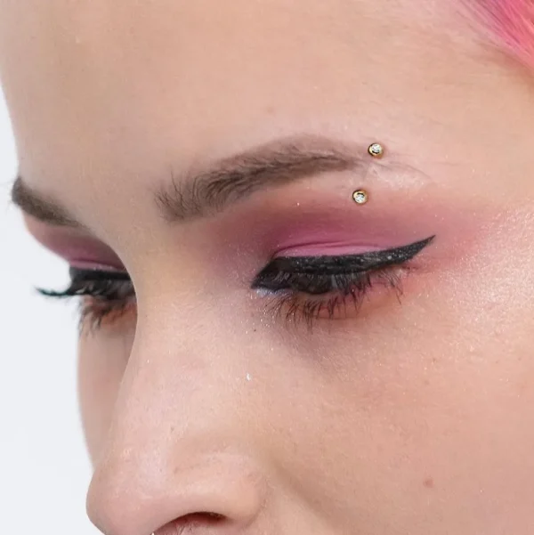 Bananabell/kaareva tappi 1,2mm -Titanium Curved Barbell in Rosegold