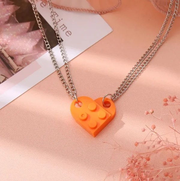 Best Friends-koru, Blocks in Orange
