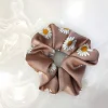 Donitsi/Scrunchie | SUGAR SUGAR, Daisy Scrunchie -roosa