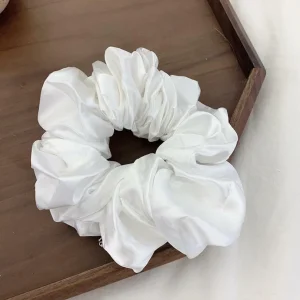 Donitsi/Scrunchie | SUGAR SUGAR, Large Satin Scrunchie -satiinidonitsi