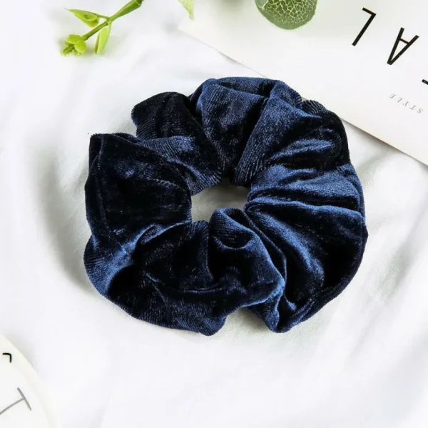 Donitsi/Scrunchie | SUGAR SUGAR, Medium Velvet Scrunchie -samettidonitsi