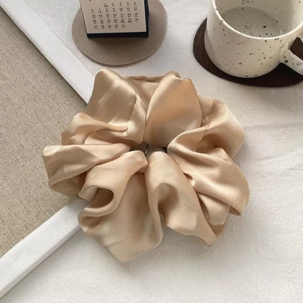 Donitsi/Scrunchie | SUGAR SUGAR, XXL Satin Scrunchie -satiinidonitsi