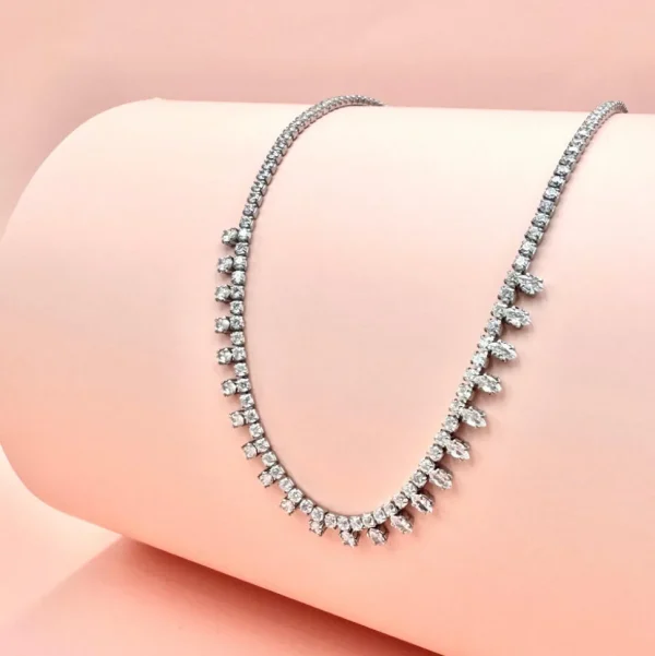 FRENCH RIVIERA | Gaby Necklace -kirurginteräksinen strassikaulakoru