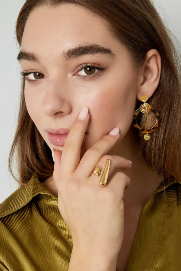 FRENCH RIVIERA | Ida Ring in Gold -kivetön sormus kirurginterästä