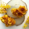 FRENCH RIVIERA | Jasmine -kukkakorvakorut (leijonankeltainen)