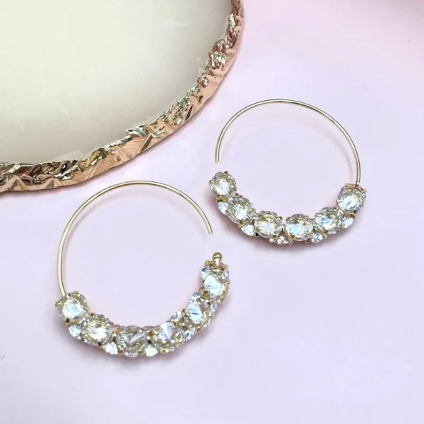 FRENCH RIVIERA | Lara Earrings -kirkkaat juhlakorvakorut (kulta)