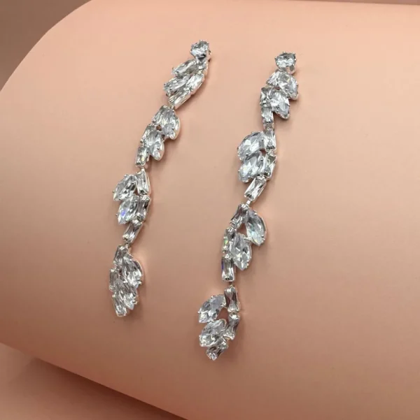 FRENCH RIVIERA | Selina Earrings -kirkkaat juhlakorvakorut (hopea)