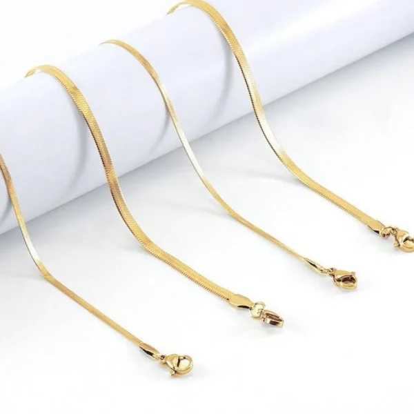 FRENCH RIVIERA | Ada Chain in Gold -kirurginteräksinen 4mm käärmeketju