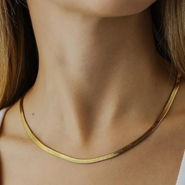 FRENCH RIVIERA | Ada Chain in Gold -kirurginteräksinen 4mm käärmeketju