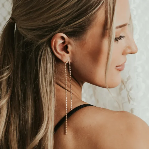 FRENCH RIVIERA | Eléa Earrings -kirkkaat strassikorvakorut (kaksi väriä)