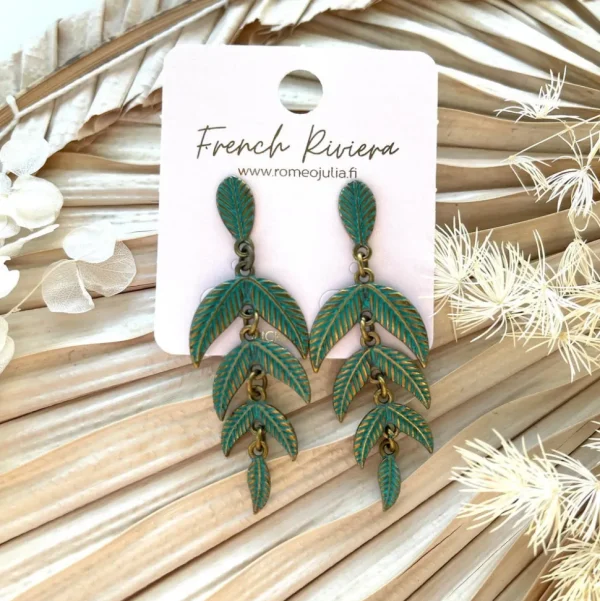 FRENCH RIVIERA | Feather -boheemit antiikkikupari sulkakorvakorut