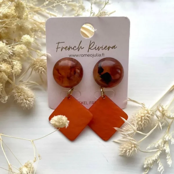 FRENCH RIVIERA | Jenine Earrings -oranssit neliökorvakorut