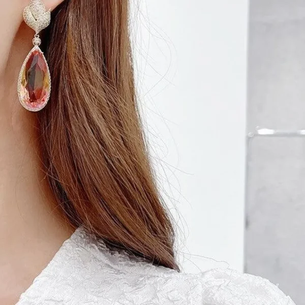 FRENCH RIVIERA | Lux Earrings -vaaleanpunaiset juhlakorvakorut