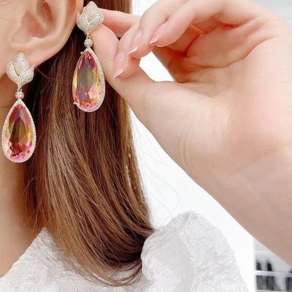 FRENCH RIVIERA | Lux Earrings -vaaleanpunaiset juhlakorvakorut