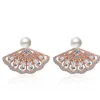 FRENCH RIVIERA | Petal Earrings -ruusukultaiset juhlakorvakorut