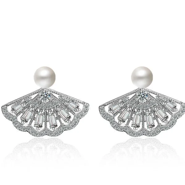 FRENCH RIVIERA | Petal Earrings -hopeanväriset juhlakorvakorut