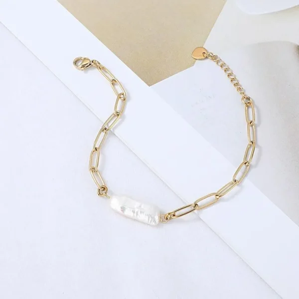 FRENCH RIVIERA | Sianna Bracelet -valkokivinen kirurginteräsrannekoru