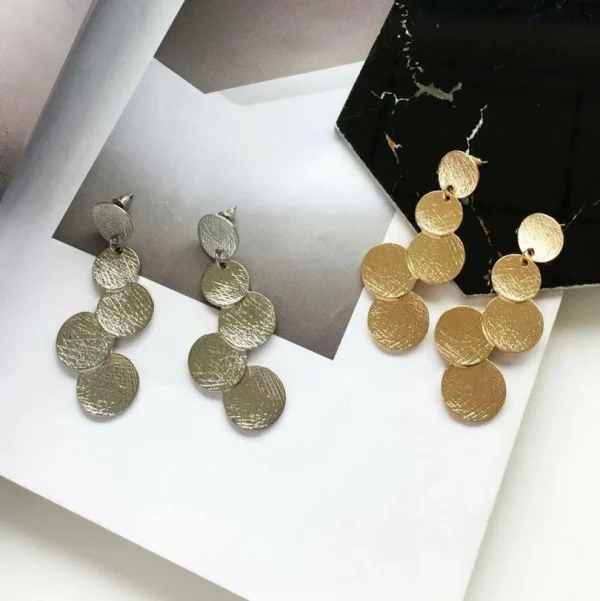 FRENCH RIVIERA | Varena Earrings in Silver -kivettömät korvakorut