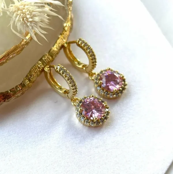 FRENCH RIVIERA | Viola Earrings -vaaleanpunaiset juhlakorvakorut