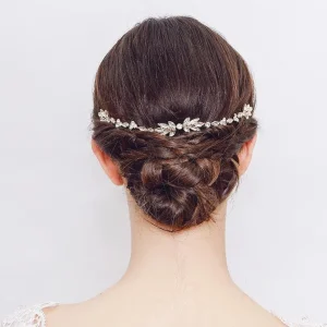 Hiuskoru, ATHENA BRIDAL JEWELLERY | Dainty Crystal Vine in Gold