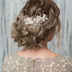 Hiuskoru, ATHENA BRIDAL | Blooming Roses Headpiece -Luxe Hair Comb (G)