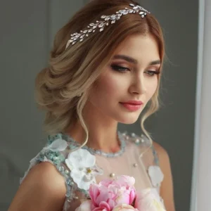 Hiuskoru, ATHENA BRIDAL | Crystal Hair Vine with Natural Pearls in Gold