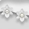 Hopeanapit, PREMIUM COLLECTION | Large Matt Flower Earstuds with Pearls