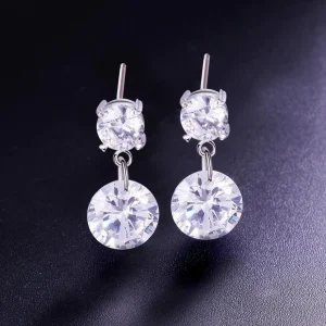 Hopeiset korvakorut, Classic Round Earrings with Cubic Zirconia