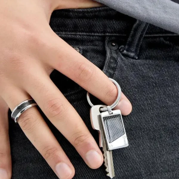 Jake Keychain -teräksinen avaimenperä laattakoristeella