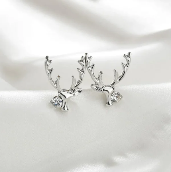 Joulukorvakorut, Stylish Reindeer Earrings in Silver