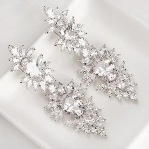 Juhlakorvakorut, ROMANCE/Luxurious Earrings in Silver