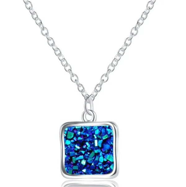 Kaulakoru, Druzy Stone Square -neliökaulakoru