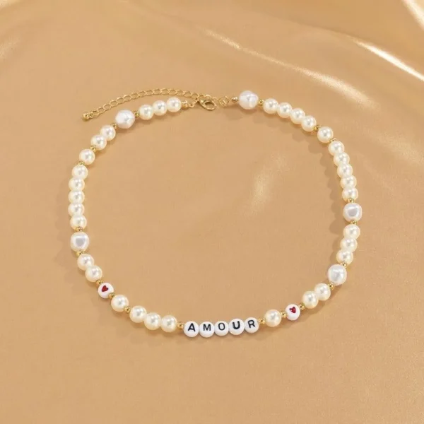 Kaulakoru, FRENCH RIVIERA | Amour Necklace -helmikaulakoru tekstillä