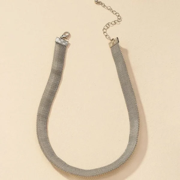 Kaulakoru, FRENCH RIVIERA | Short Mesh Necklace in Silver