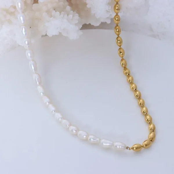 Kirurginteräskaulakoru, FRENCH RIVIERA | Zara Necklace -helmikaulakoru