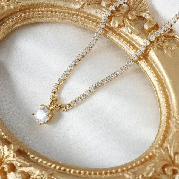 Kirurginteräskaulakoru, FRENCH RIVIERA | Fay Necklace -kulta strassikoru