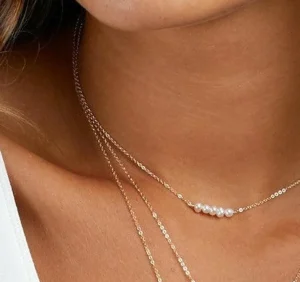 Kirurginteräskaulakoru, FRENCH RIVIERA | Belle Pearl Necklace in Silver