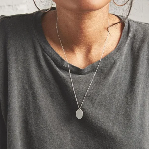 Kirurginteräskaulakoru, FRENCH RIVIERA | Oval Necklace in Silver