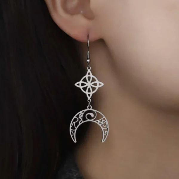 Kirurginteräskorvakorut, Bohemian Moon -hopeanväriset bohokorvakorut