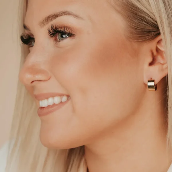 Kirurginteräsrenkaat, Wide Steel Hoop Earrings in Gold