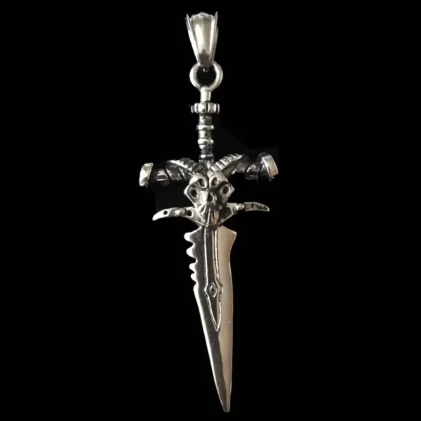 Kirurginteräsriipus, Devil Sword (miekka)