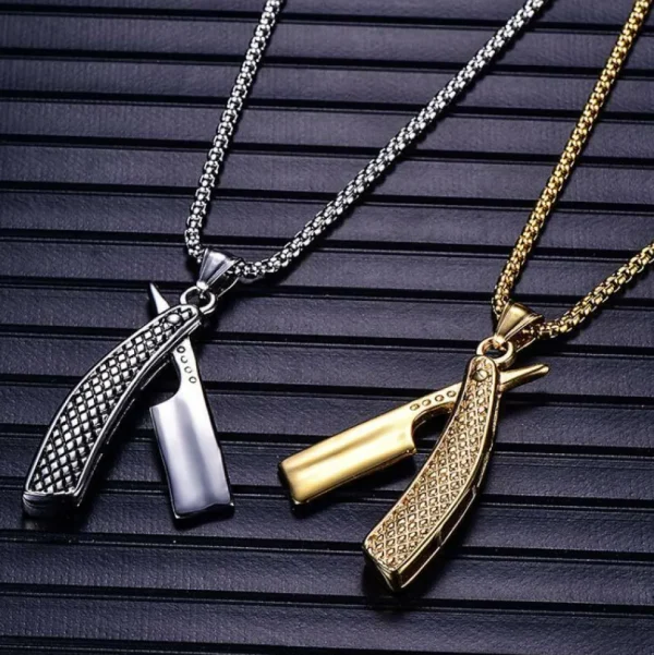 Kirurginteräsriipus, Razor Pendant