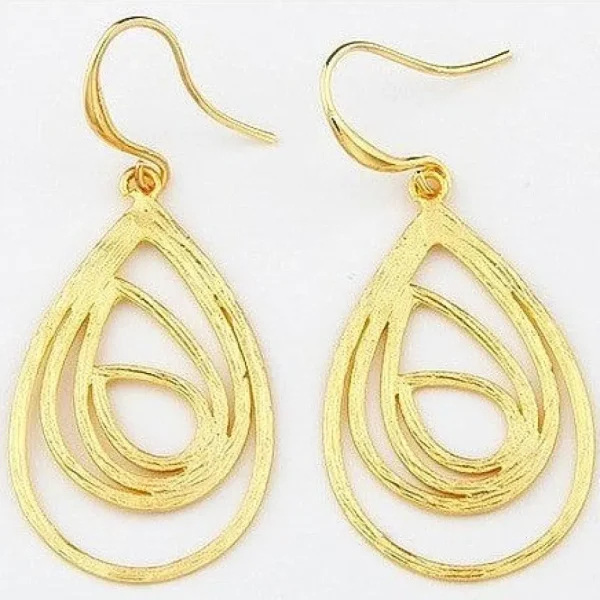 Korvakorut, Belle Miss Paris | Teardrop in Matte Gold